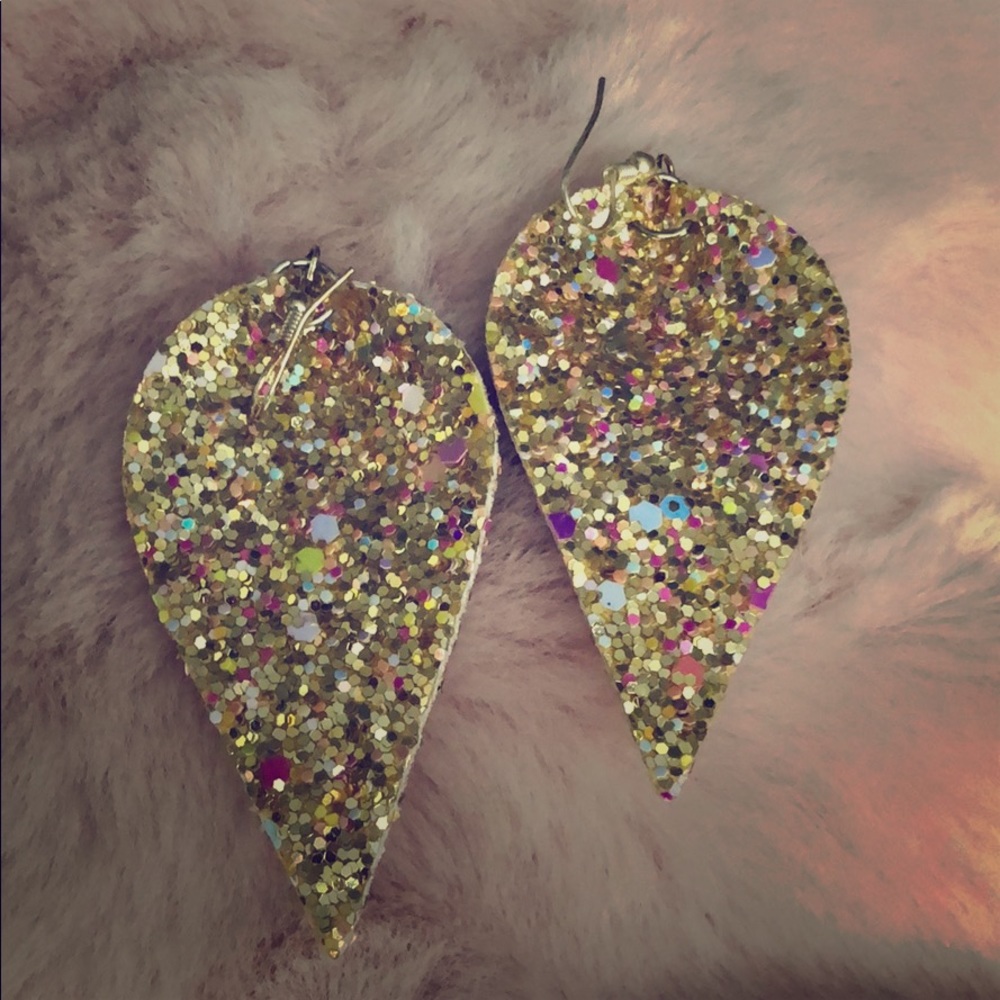 Gold sparkly teardrop earrings